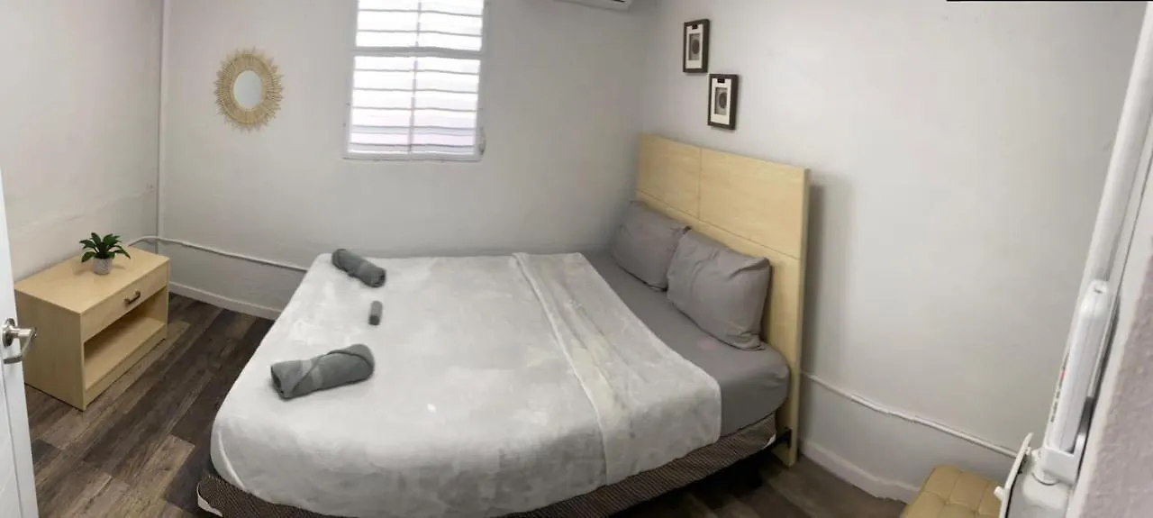 Affittacamere Large 9 Bedroom Home La Placita De Santurce By Rentalspr San Juan Porto Rico